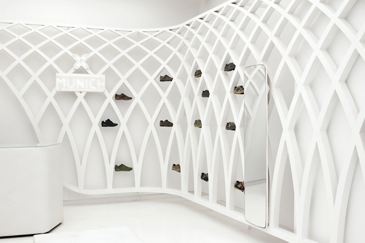 Munich-flagship-store-by-DearDesign-Santiago-04