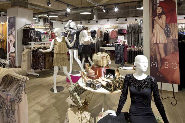 Republic-flagship-store-by-Janous-Design-Leeds