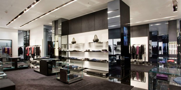 VJC-Versace-store-by-Arcabi-Associates-02