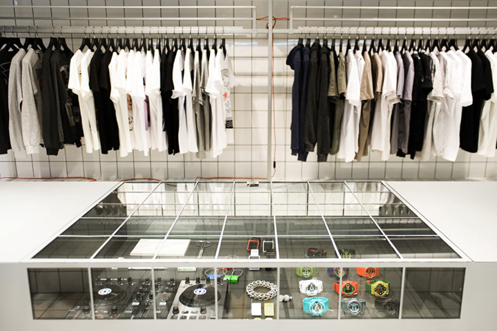 FOUR-concept-store-by-JSPR-Amsterdam-05