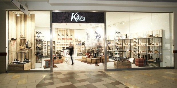 Kanu-store-by-Tomas-Jasiulis-Vilnius-05