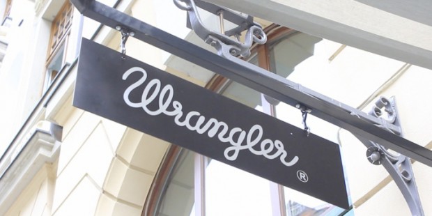 Wrangler-store-by-Checkland-Kindleysides-Leipzig-11